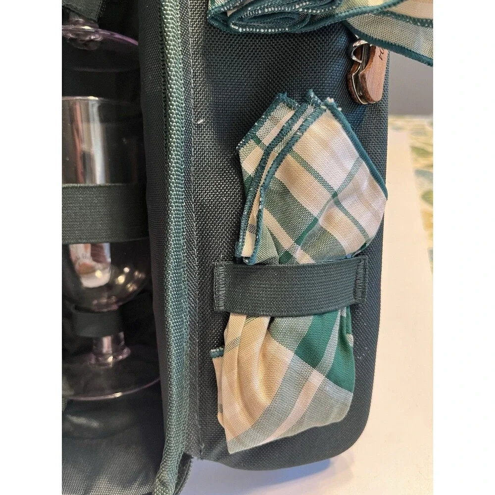 NWOT The Picnic at Ascot Wine Bottle/Glasses/Accessories Tote